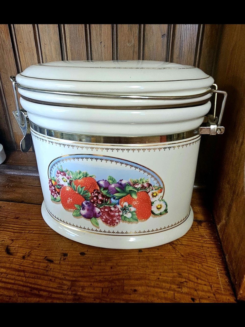 White Vintage-Style Fruit Canister with Floral Strawberry Design